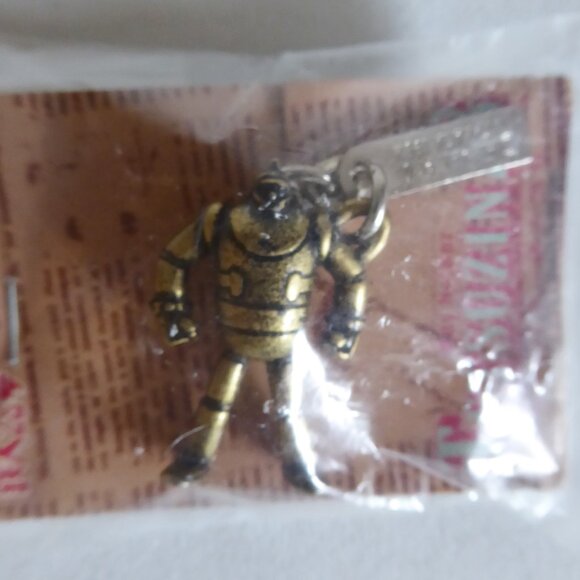 NEW 1992 JAPAN ANIME T-28 TETSUJIN 28 GIGANTOR BRASS METAL KEYCHAIN FIGURE - Picture 2 of 4
